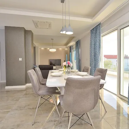 Apartment Luxury Marija