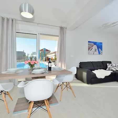 Apartment Luxury Marija