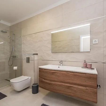 Luxury Marija Apartment Sukošan
