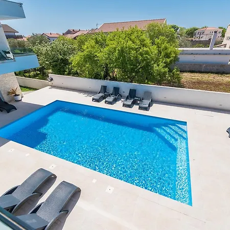 Luxury Marija Sukošan