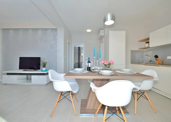 Luxury Marija Apartman Sukošan