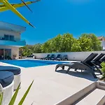 Luxury Marija 公寓 Sukošan