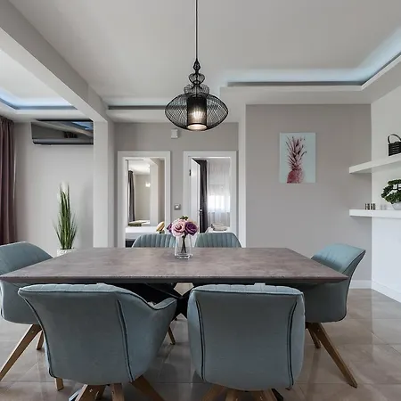 Luxury Marija Sukošan