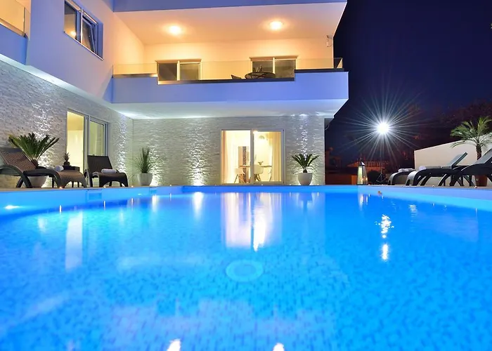 아파트 Luxury Marija *