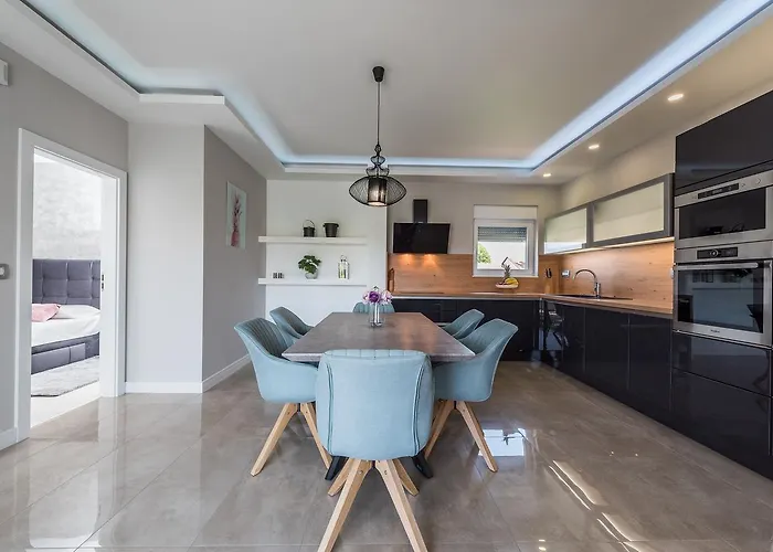 아파트 Luxury Marija Sukošan