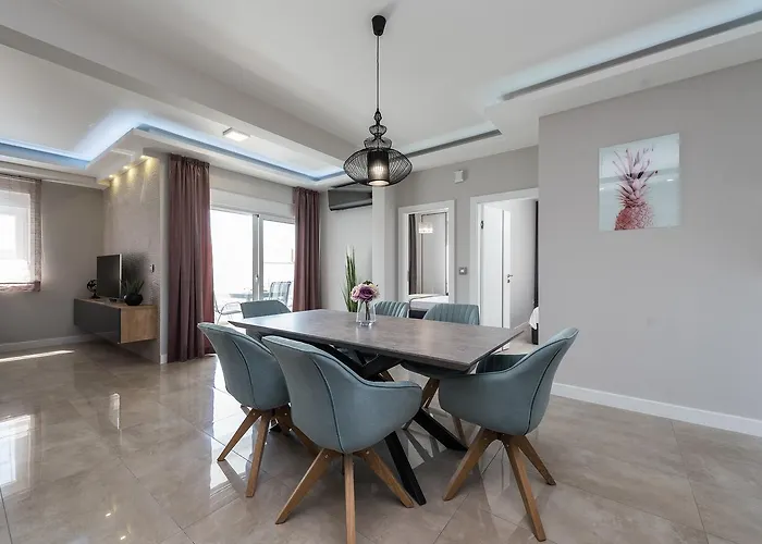 Luxury Marija 아파트 *